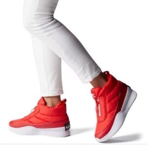 Sorel Out ‘N About III Puffy Red Women’s 8